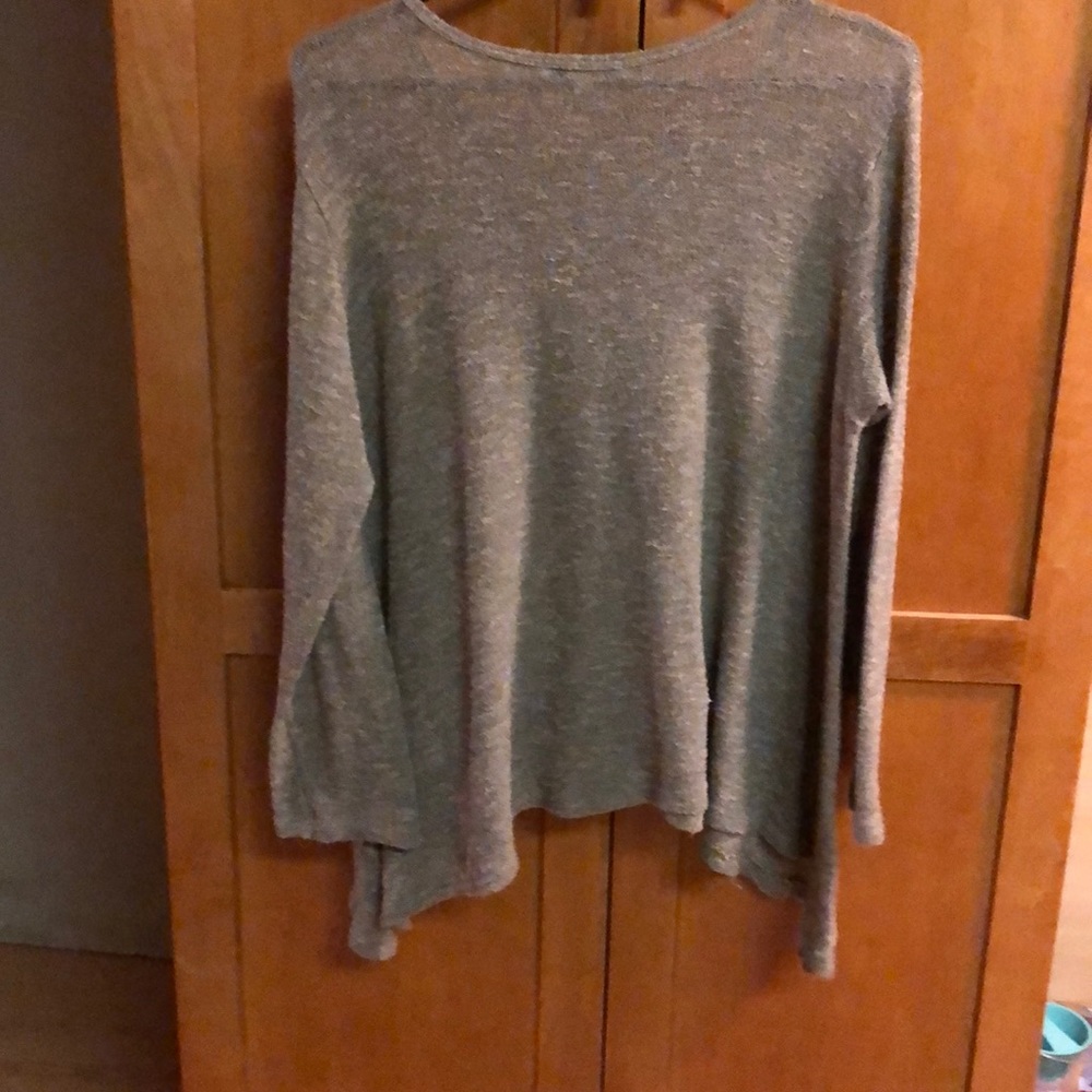 Sweater - Picture 3 of 4